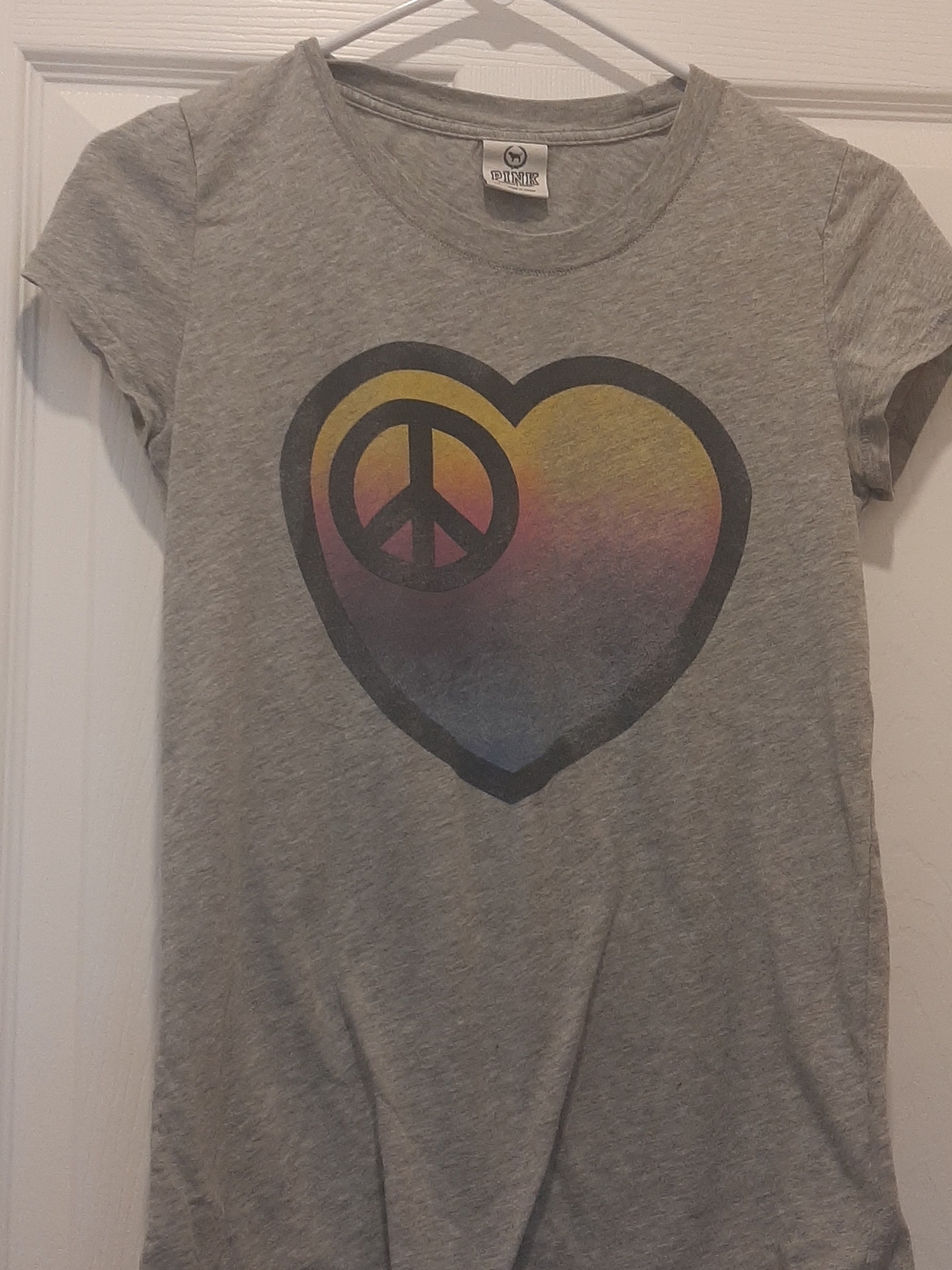 PINK Victoria's Secret Gray Tee with Logo Tag